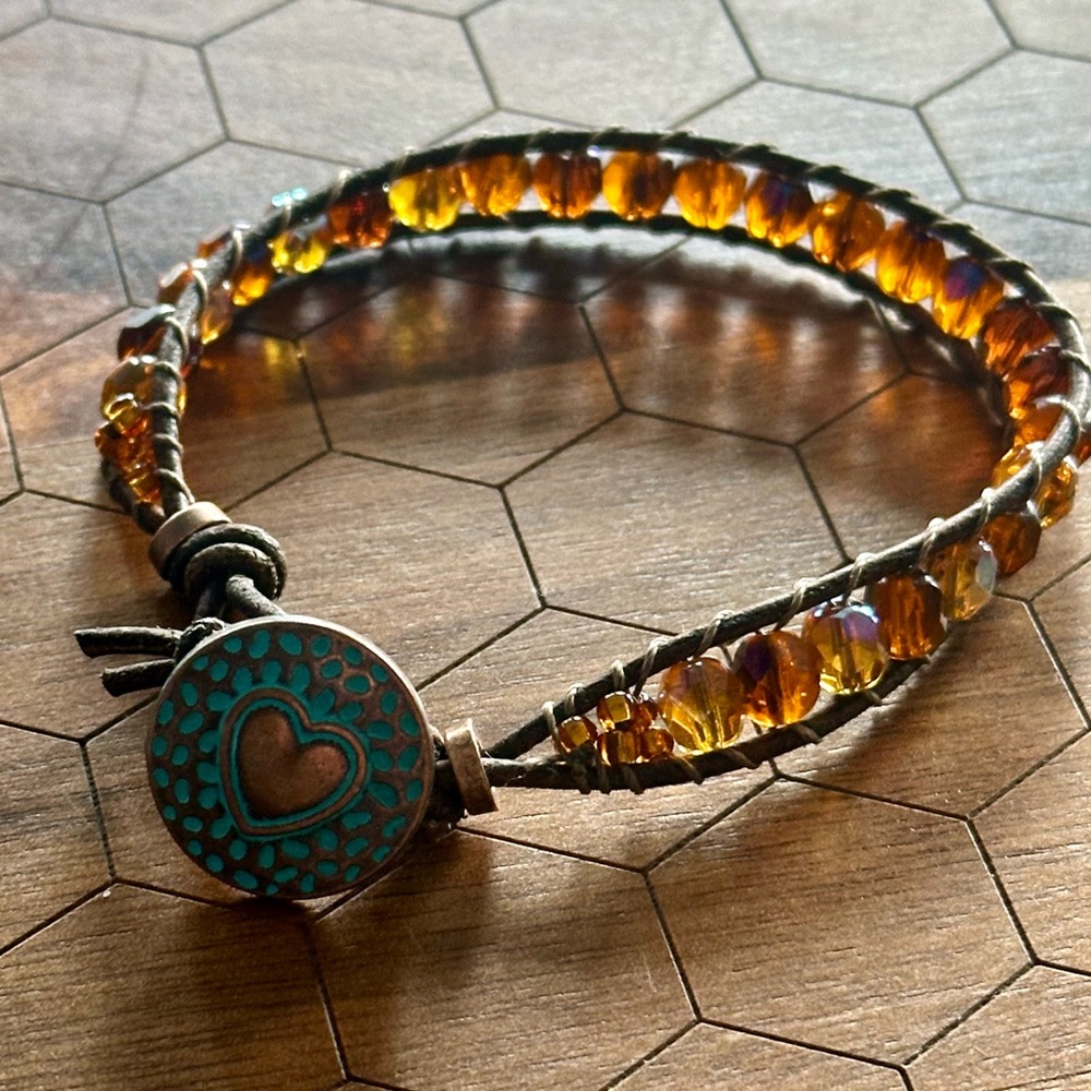 Crystal and leather bracelet